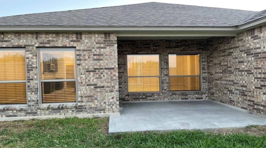 507 Altozano Dr, Laredo, Texas 78045, 4 Bedrooms Bedrooms, 8 Rooms Rooms,2 BathroomsBathrooms,Residential,For Rent,507 Altozano Dr,20260771