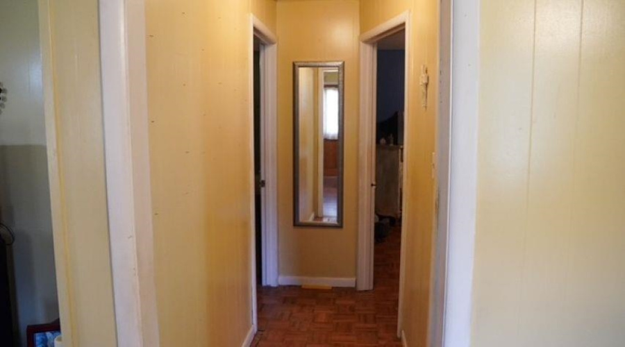 1108 Marcos Hinojosa Avenue, Hebbronville, Texas 78361, 3 Bedrooms Bedrooms, 5 Rooms Rooms,1 BathroomBathrooms,Residential,For Sale,1108 Marcos Hinojosa Avenue,20260773