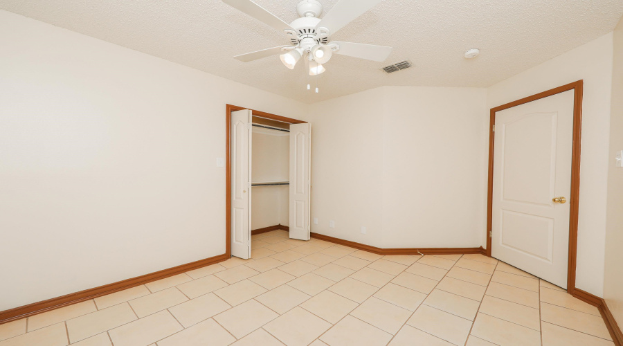 407 Cinnamon Teal Lp, Laredo, Texas 78045, 3 Bedrooms Bedrooms, 4 Rooms Rooms,2 BathroomsBathrooms,Residential,For Rent,407 Cinnamon Teal Lp,20260774