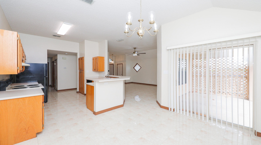 407 Cinnamon Teal Lp, Laredo, Texas 78045, 3 Bedrooms Bedrooms, 4 Rooms Rooms,2 BathroomsBathrooms,Residential,For Rent,407 Cinnamon Teal Lp,20260774