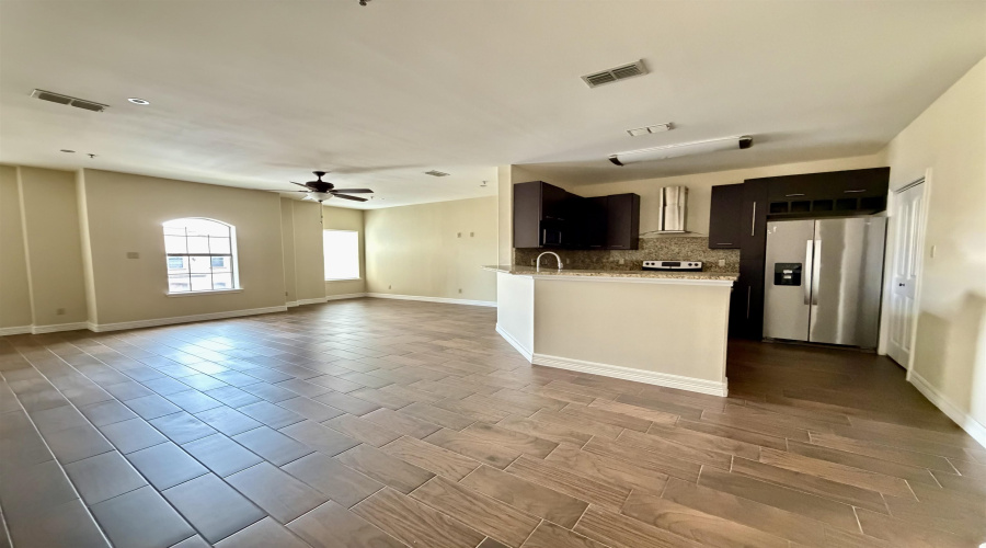 8216 Casa Verde Rd, LAREDO, Texas 78041, 2 Bedrooms Bedrooms, 5 Rooms Rooms,2 BathroomsBathrooms,Residential,For Rent,8216 Casa Verde Rd,20260775