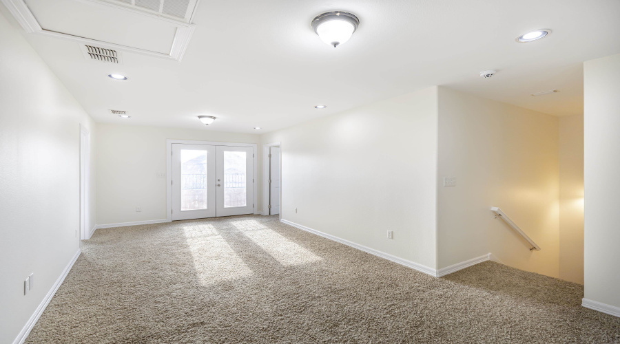 118 Desert Palm Dr., Laredo, Texas 78045, 4 Bedrooms Bedrooms, 4 Rooms Rooms,3 BathroomsBathrooms,Residential,For Sale,118 Desert Palm Dr.,20260777