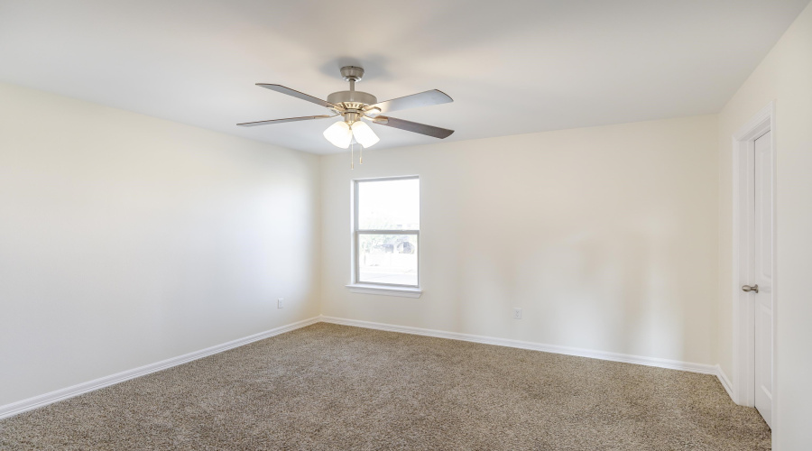 118 Desert Palm Dr., Laredo, Texas 78045, 4 Bedrooms Bedrooms, 4 Rooms Rooms,3 BathroomsBathrooms,Residential,For Sale,118 Desert Palm Dr.,20260777