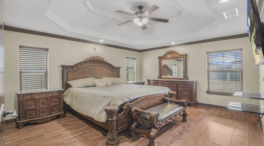 949 Lauren Lane, Laredo, Texas 78045, 3 Bedrooms Bedrooms, 5 Rooms Rooms,2 BathroomsBathrooms,Residential,For Sale,949 Lauren Lane,20260780