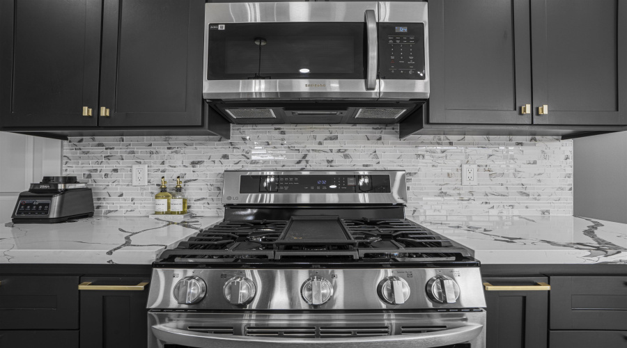 1613 Coba Dr., Laredo, Texas 78043-46, 3 Bedrooms Bedrooms, 7 Rooms Rooms,2 BathroomsBathrooms,Residential,For Rent,1613 Coba Dr.,20260782