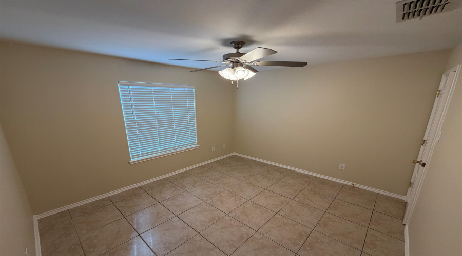 4324 Exodus Dr, Laredo, Texas 78046, 4 Bedrooms Bedrooms, 6 Rooms Rooms,2 BathroomsBathrooms,Residential,For Sale,4324 Exodus Dr,20260783