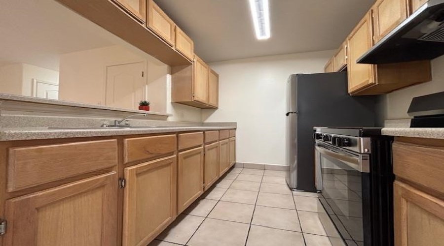 1752 Tiara Trl, Laredo, Texas 78045, 2 Bedrooms Bedrooms, 5 Rooms Rooms,2 BathroomsBathrooms,Residential,For Sale,1752 Tiara Trl,20260787