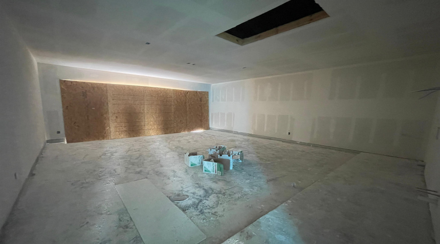 201 Lusitano Dr., Laredo, Texas 78046, 3 Bedrooms Bedrooms, 4 Rooms Rooms,2 BathroomsBathrooms,Residential,For Sale,201 Lusitano Dr.,20260788