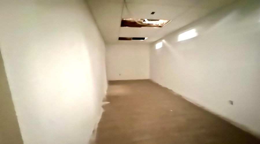 1310 Trey Dr, LAREDO, Texas 78041, 1 Room Rooms,1 BathroomBathrooms,Commercial retail/office,For Rent,1310 Trey Dr,20260793