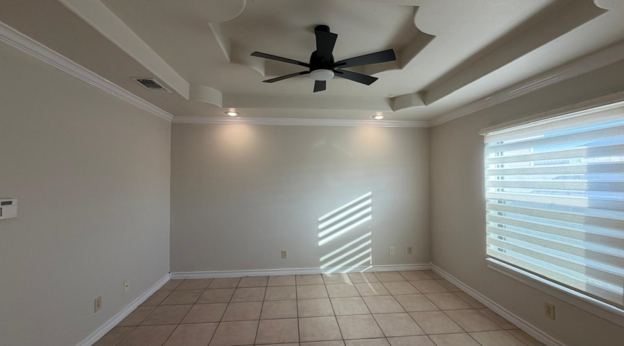 17228 Running Doe St, Laredo, Texas 78045, 3 Bedrooms Bedrooms, 6 Rooms Rooms,2 BathroomsBathrooms,Residential,For Rent,17228 Running Doe St,20260795