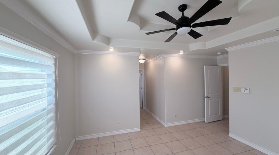 17228 Running Doe St, Laredo, Texas 78045, 3 Bedrooms Bedrooms, 6 Rooms Rooms,2 BathroomsBathrooms,Residential,For Rent,17228 Running Doe St,20260795