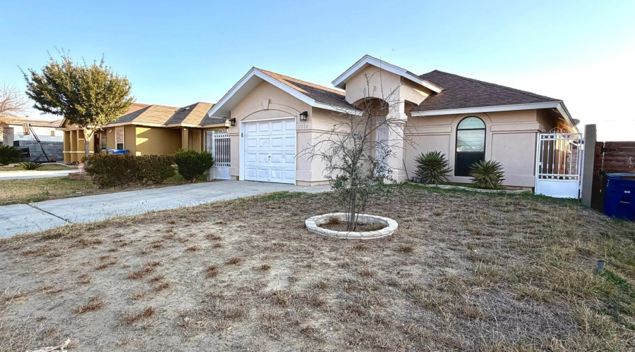 17228 Running Doe St, Laredo, Texas 78045, 3 Bedrooms Bedrooms, 6 Rooms Rooms,2 BathroomsBathrooms,Residential,For Rent,17228 Running Doe St,20260795