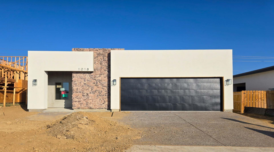 1018 Noyola Loop, Laredo, Texas 78046-2362, 4 Bedrooms Bedrooms, 5 Rooms Rooms,2 BathroomsBathrooms,Residential,For Sale,1018 Noyola Loop,20260796