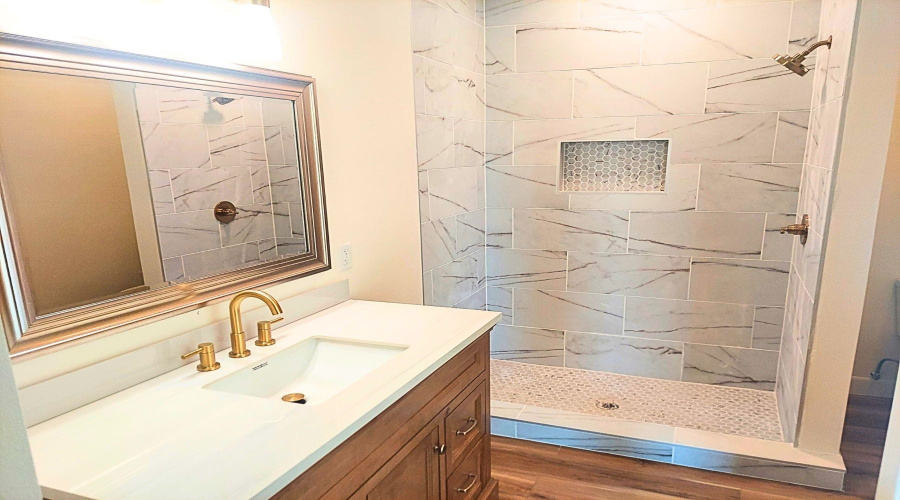 5408 Galicia Lane, Laredo, Texas 78046, 3 Bedrooms Bedrooms, 5 Rooms Rooms,3 BathroomsBathrooms,Residential,For Sale,5408 Galicia Lane,20260797