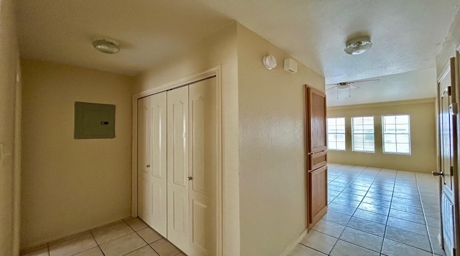 203 Martingale Ln, Laredo, Texas 78041, 2 Bedrooms Bedrooms, 4 Rooms Rooms,2 BathroomsBathrooms,Residential,For Rent,203 Martingale Ln,20260798