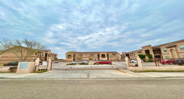 9809 Sterling St., Laredo, Texas 78045, 2 Bedrooms Bedrooms, 4 Rooms Rooms,2 BathroomsBathrooms,Residential,For Rent,9809 Sterling St.,20260799 9809 Sterling St., Laredo, Texas 78045, 2 Bedrooms Bedrooms, 4 Rooms Rooms,2 BathroomsBathrooms,Residential,For Rent,9809 Sterling St.,20260799