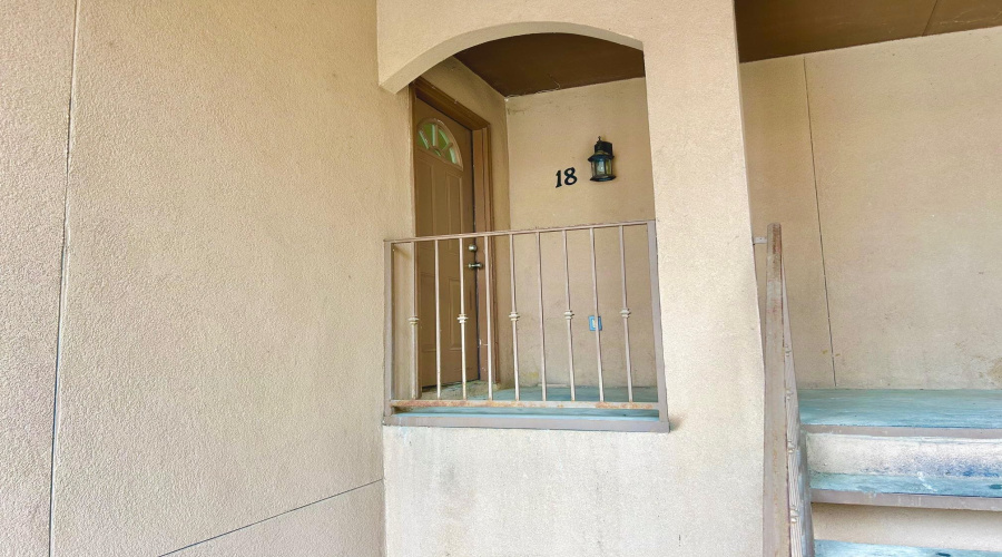 9809 Sterling St., Laredo, Texas 78045, 2 Bedrooms Bedrooms, 4 Rooms Rooms,2 BathroomsBathrooms,Residential,For Rent,9809 Sterling St.,20260799