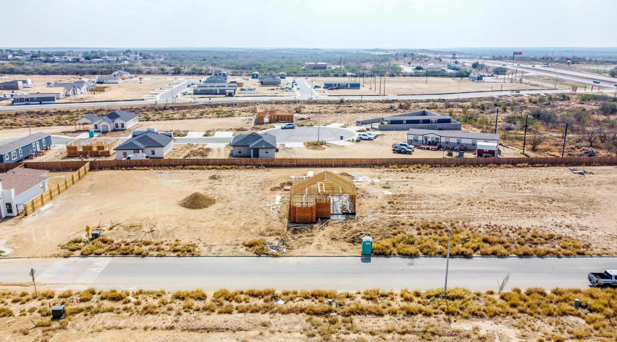 115 Lusitano Dr., Laredo, Texas 78046, 3 Bedrooms Bedrooms, 5 Rooms Rooms,2 BathroomsBathrooms,Residential,For Sale,115 Lusitano Dr.,20260803