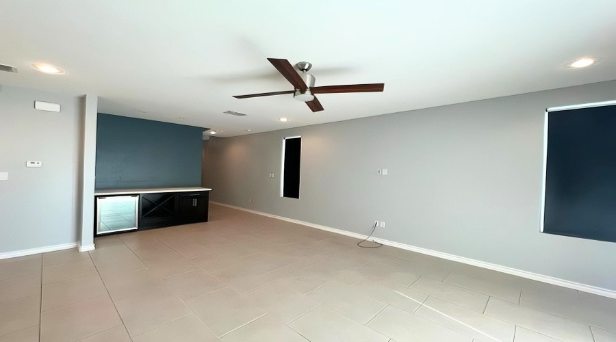 7926 Elka Lp, Laredo, Texas 78045, 3 Bedrooms Bedrooms, 6 Rooms Rooms,2 BathroomsBathrooms,Residential,For Rent,7926 Elka Lp,20260804