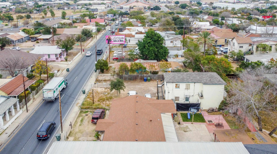 311 Matamoros St, Laredo, Texas 78040, ,2 BathroomsBathrooms,Commercial retail/office,For Sale,311 Matamoros St,20260807