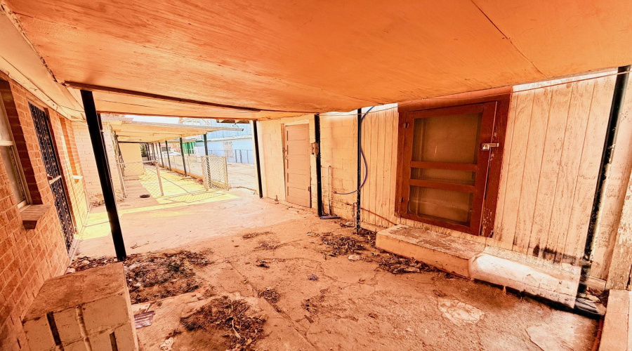 1712 San Eduardo Ave, Laredo, Texas 78040, 3 Bedrooms Bedrooms, 5 Rooms Rooms,3 BathroomsBathrooms,Residential,For Sale,1712 San Eduardo Ave,20260805