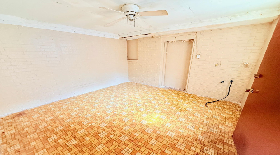 1712 San Eduardo Ave, Laredo, Texas 78040, 3 Bedrooms Bedrooms, 5 Rooms Rooms,3 BathroomsBathrooms,Residential,For Sale,1712 San Eduardo Ave,20260805