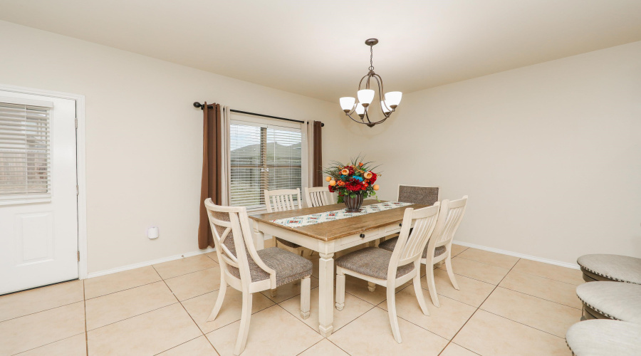 11121 Palmillas Loop, Laredo, Texas 78045, 3 Bedrooms Bedrooms, 7 Rooms Rooms,2 BathroomsBathrooms,Residential,For Sale,11121 Palmillas Loop,20260808