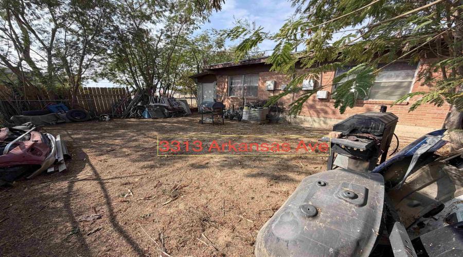 2801 Ash St, LAREDO, Texas 78043, ,Multi-family,For Sale,2801 Ash St,20260810