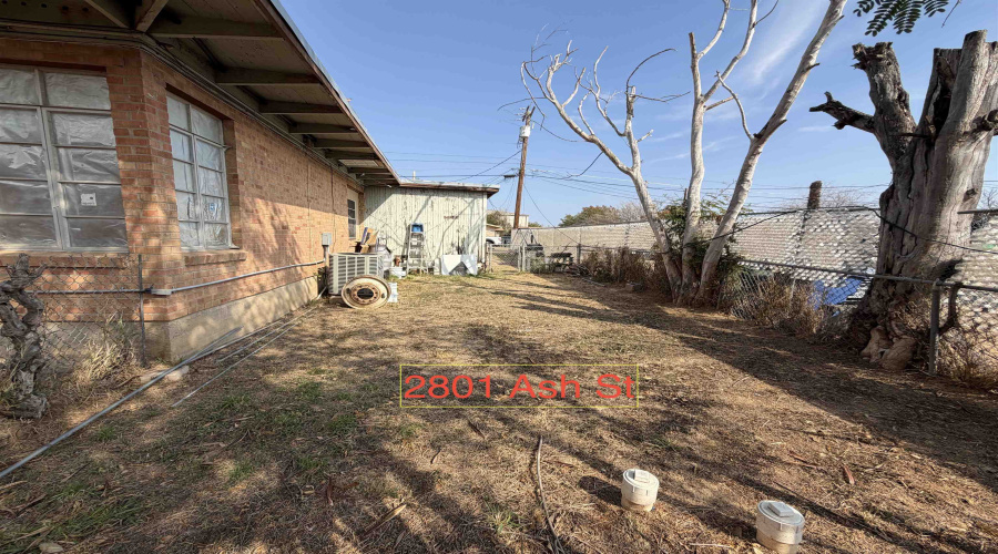 2801 Ash St, LAREDO, Texas 78043, ,Multi-family,For Sale,2801 Ash St,20260810