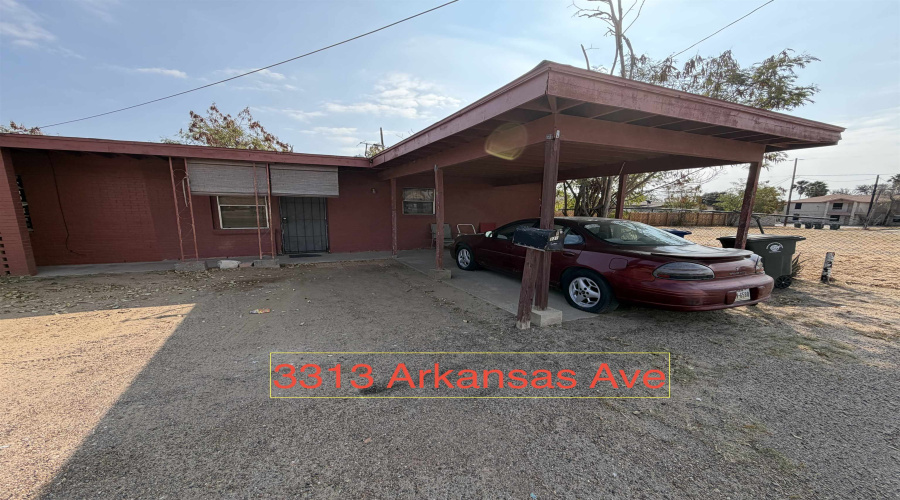 2801 Ash St, LAREDO, Texas 78043, ,Multi-family,For Sale,2801 Ash St,20260810