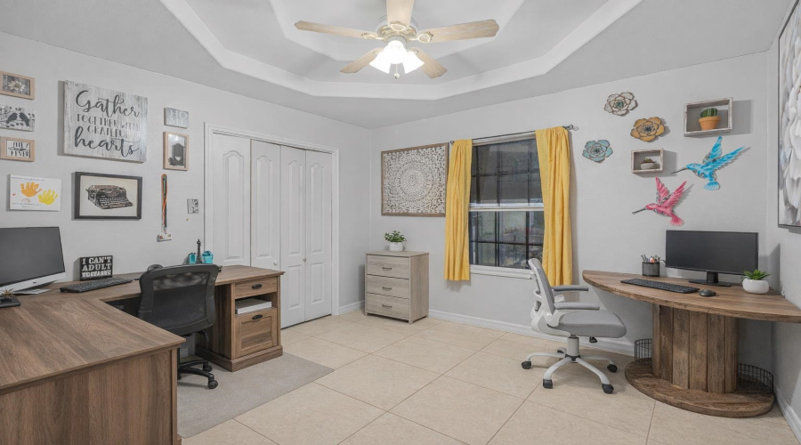 329 Old Milwaukee Rd., LAREDO, Texas 78043, 5 Bedrooms Bedrooms, 8 Rooms Rooms,3 BathroomsBathrooms,Residential,For Sale,329 Old Milwaukee Rd.,20260809