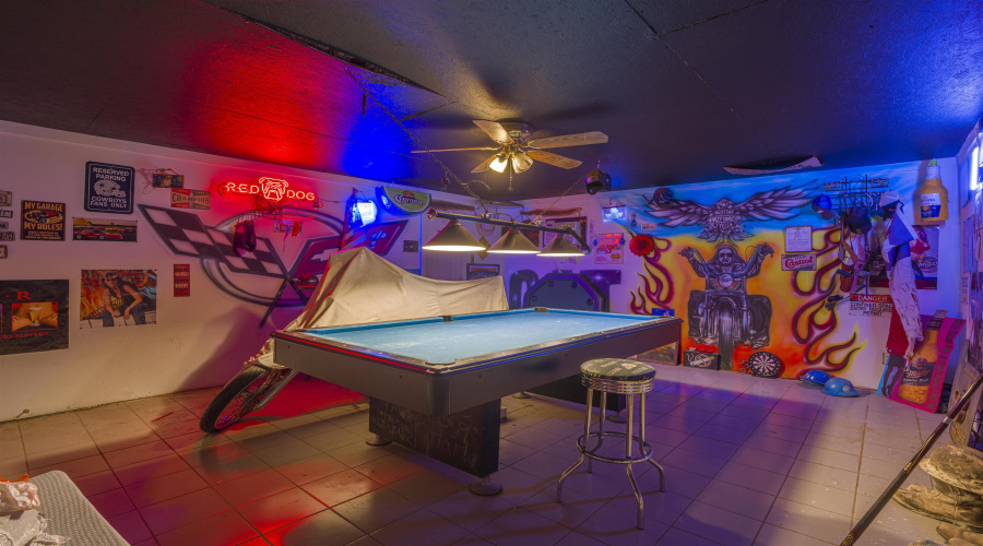 329 Old Milwaukee Rd., LAREDO, Texas 78043, 5 Bedrooms Bedrooms, 8 Rooms Rooms,3 BathroomsBathrooms,Residential,For Sale,329 Old Milwaukee Rd.,20260809