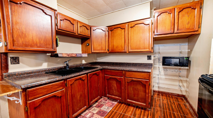 2302 E Locust St, Laredo, Texas 78041, 4 Bedrooms Bedrooms, 4 Rooms Rooms,3 BathroomsBathrooms,Residential,For Sale,2302 E Locust St,20260811