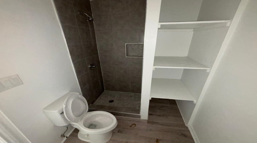 116 Coronado Ave, Laredo, Texas 78043, 3 Bedrooms Bedrooms, 5 Rooms Rooms,2 BathroomsBathrooms,Residential,For Rent,116 Coronado Ave,20260812