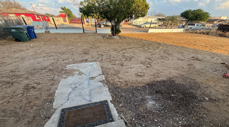 116 Coronado Ave, Laredo, Texas 78043, 3 Bedrooms Bedrooms, 5 Rooms Rooms,2 BathroomsBathrooms,Residential,For Rent,116 Coronado Ave,20260812