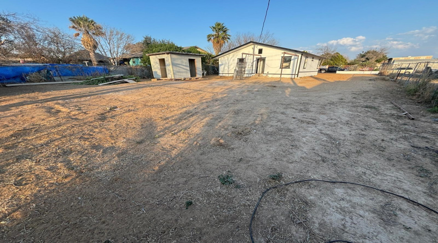 116 Coronado Ave, Laredo, Texas 78043, 3 Bedrooms Bedrooms, 5 Rooms Rooms,2 BathroomsBathrooms,Residential,For Rent,116 Coronado Ave,20260812