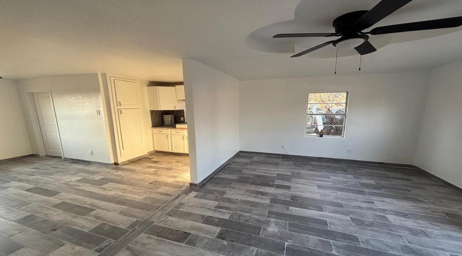 116 Coronado Ave, Laredo, Texas 78043, 3 Bedrooms Bedrooms, 5 Rooms Rooms,2 BathroomsBathrooms,Residential,For Rent,116 Coronado Ave,20260812