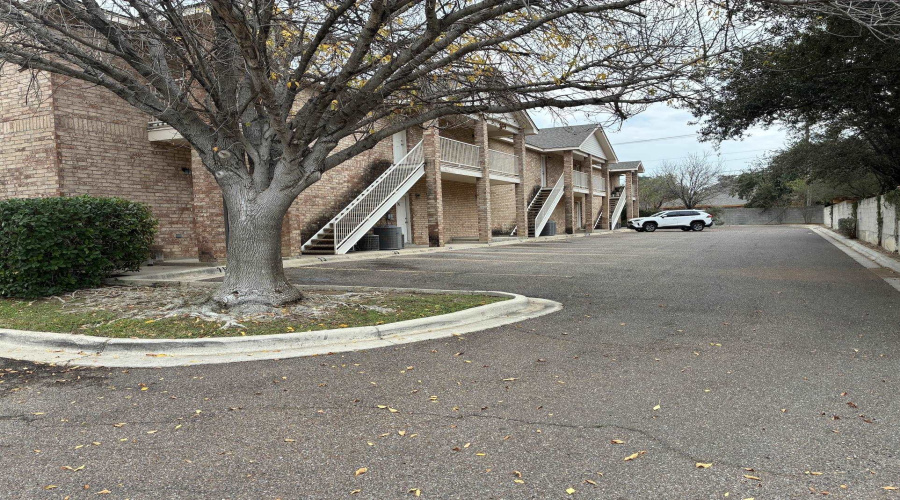 511 Shiloh Dr, LAREDO, Texas 78045, 1 Bedroom Bedrooms, 4 Rooms Rooms,1 BathroomBathrooms,Residential,For Rent,511 Shiloh Dr,20260813