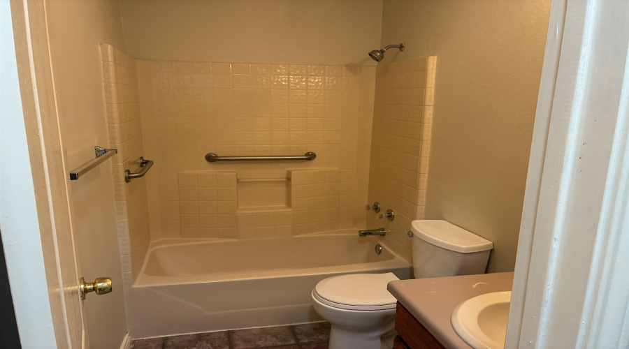 511 Shiloh Dr, LAREDO, Texas 78045, 1 Bedroom Bedrooms, 4 Rooms Rooms,1 BathroomBathrooms,Residential,For Rent,511 Shiloh Dr,20260813