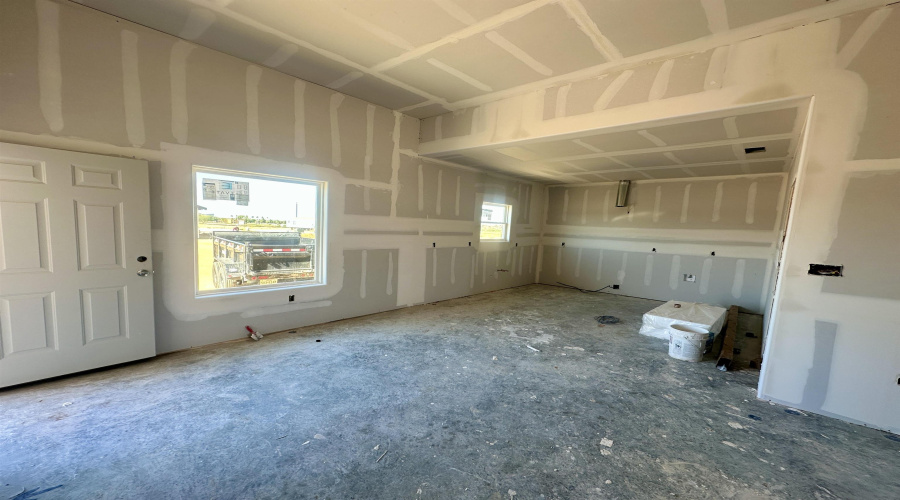 5014 Rio Seco St., Laredo, Texas 78046, 3 Bedrooms Bedrooms, 6 Rooms Rooms,2 BathroomsBathrooms,Residential,For Sale,5014 Rio Seco St.,20260815