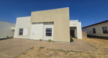 1614 Tulum Dr., Laredo, Texas 78046, 4 Bedrooms Bedrooms, 6 Rooms Rooms,2 BathroomsBathrooms,Residential,For Rent,1614 Tulum Dr.,20260816 1614 Tulum Dr., Laredo, Texas 78046, 4 Bedrooms Bedrooms, 6 Rooms Rooms,2 BathroomsBathrooms,Residential,For Rent,1614 Tulum Dr.,20260816