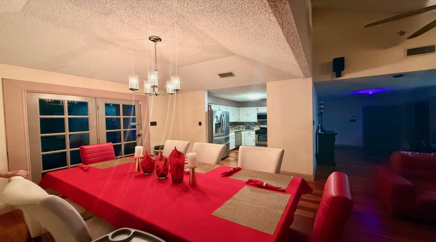 1420 Longhorn Dr, Laredo, Texas 78045, 4 Bedrooms Bedrooms, 6 Rooms Rooms,3 BathroomsBathrooms,Residential,For Sale,1420 Longhorn Dr,20260822