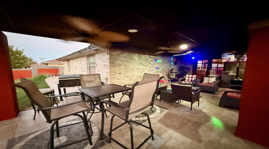 1420 Longhorn Dr, Laredo, Texas 78045, 4 Bedrooms Bedrooms, 6 Rooms Rooms,3 BathroomsBathrooms,Residential,For Sale,1420 Longhorn Dr,20260822