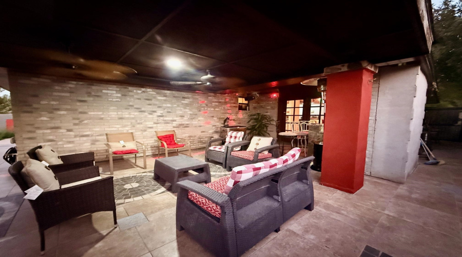 1420 Longhorn Dr, Laredo, Texas 78045, 4 Bedrooms Bedrooms, 6 Rooms Rooms,3 BathroomsBathrooms,Residential,For Sale,1420 Longhorn Dr,20260822