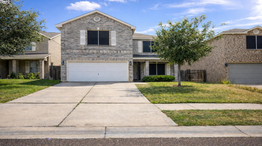 612 Pinos Cr, Laredo, Texas 78043, 3 Bedrooms Bedrooms, 6 Rooms Rooms,2 BathroomsBathrooms,Residential,For Rent,612 Pinos Cr,20260823