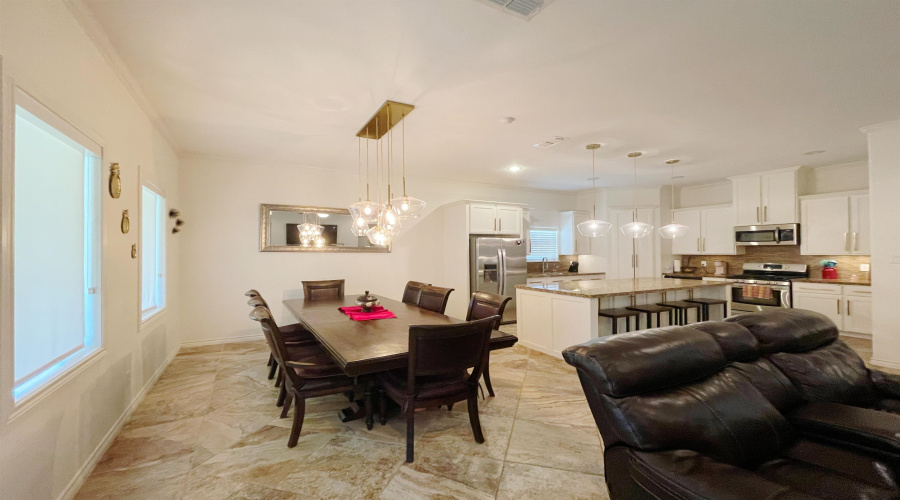 508 Washingtonia Dr, Laredo, Texas 78045, 3 Bedrooms Bedrooms, 3 Rooms Rooms,2 BathroomsBathrooms,Residential,For Rent,508 Washingtonia Dr,20260824