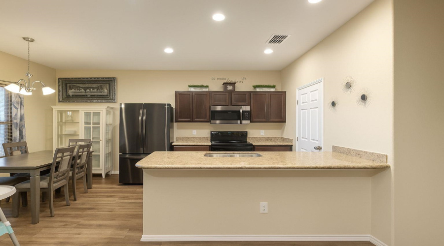 5828 Moses Lp., laredo, Texas 78046, 3 Bedrooms Bedrooms, 4 Rooms Rooms,2 BathroomsBathrooms,Residential,For Sale,5828 Moses Lp.,20260825