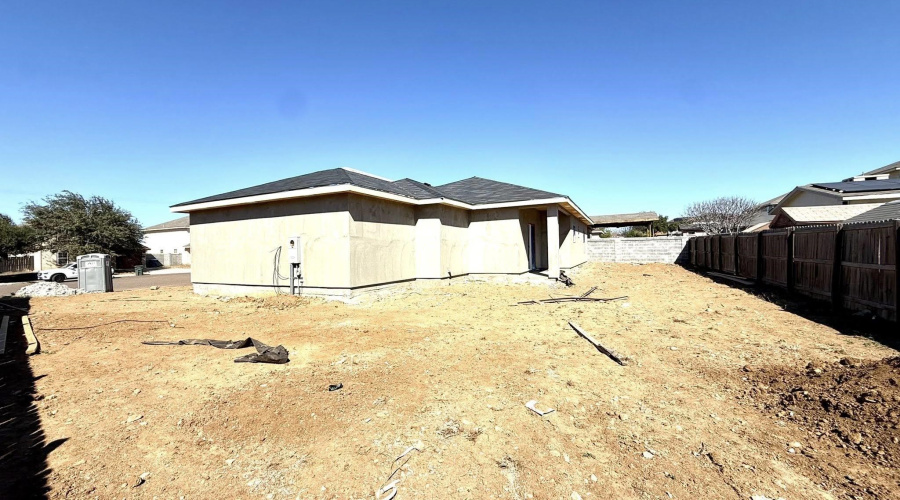 1903 Port Miami St, Laredo, Texas 78045, 4 Bedrooms Bedrooms, 6 Rooms Rooms,2 BathroomsBathrooms,Residential,For Sale,1903 Port Miami St,20260828