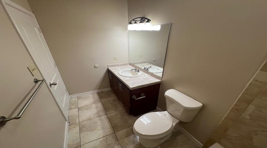 710 Alta Vista Dr, Laredo, Texas 78041, 2 Bedrooms Bedrooms, 4 Rooms Rooms,2 BathroomsBathrooms,Residential,For Rent,710 Alta Vista Dr,20260831