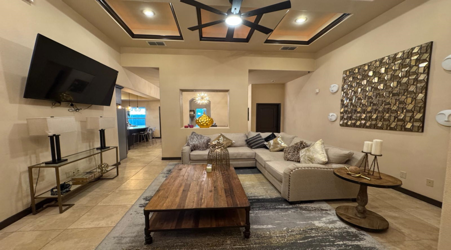 207 Desert Palm Dr., LAREDO, Texas 78045, 3 Bedrooms Bedrooms, 6 Rooms Rooms,2 BathroomsBathrooms,Residential,For Rent,207 Desert Palm Dr.,20260833